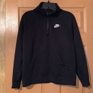 NIKE pullover. Size Small.